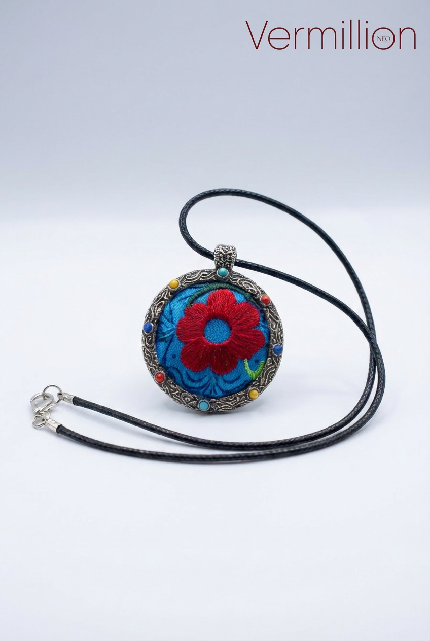 黔地芳华Necklace