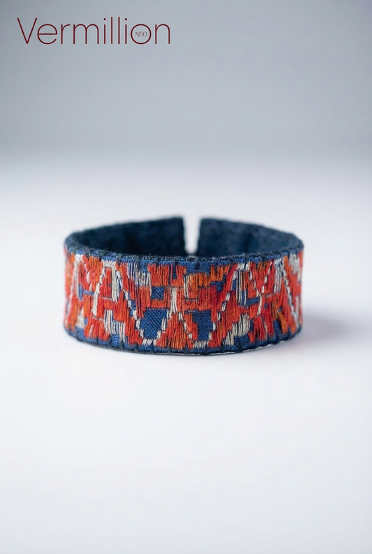 织影Embroidered Bangle